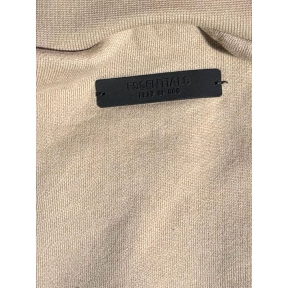 Essentials Sweatshirt - Picture 5 of 7